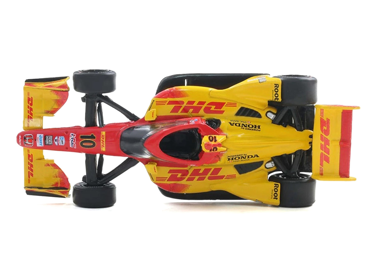 Dallara IndyCar #10 Alex Palou "DHL" Chip Ganassi Racing (Road Course Configuration) Champion "NTT IndyCar Series" (2025) with Trading Card 1/64 Diecast Model Car by IXO Models