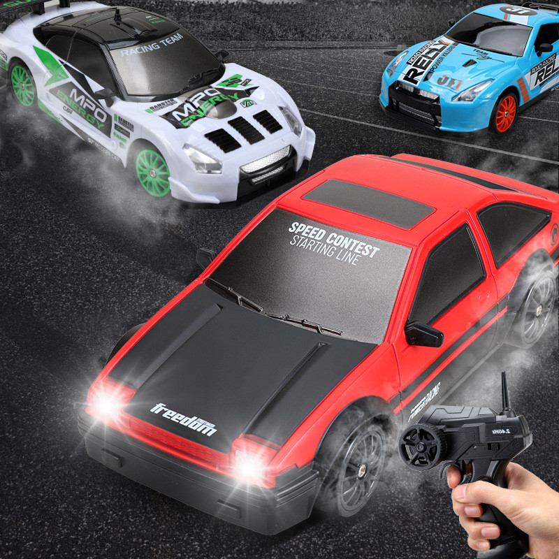 TOYS & HOBBIES