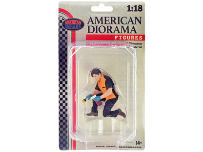 "Detail Masters" Figure 1 (Wheel Cleaning) for 1/18 Scale Models