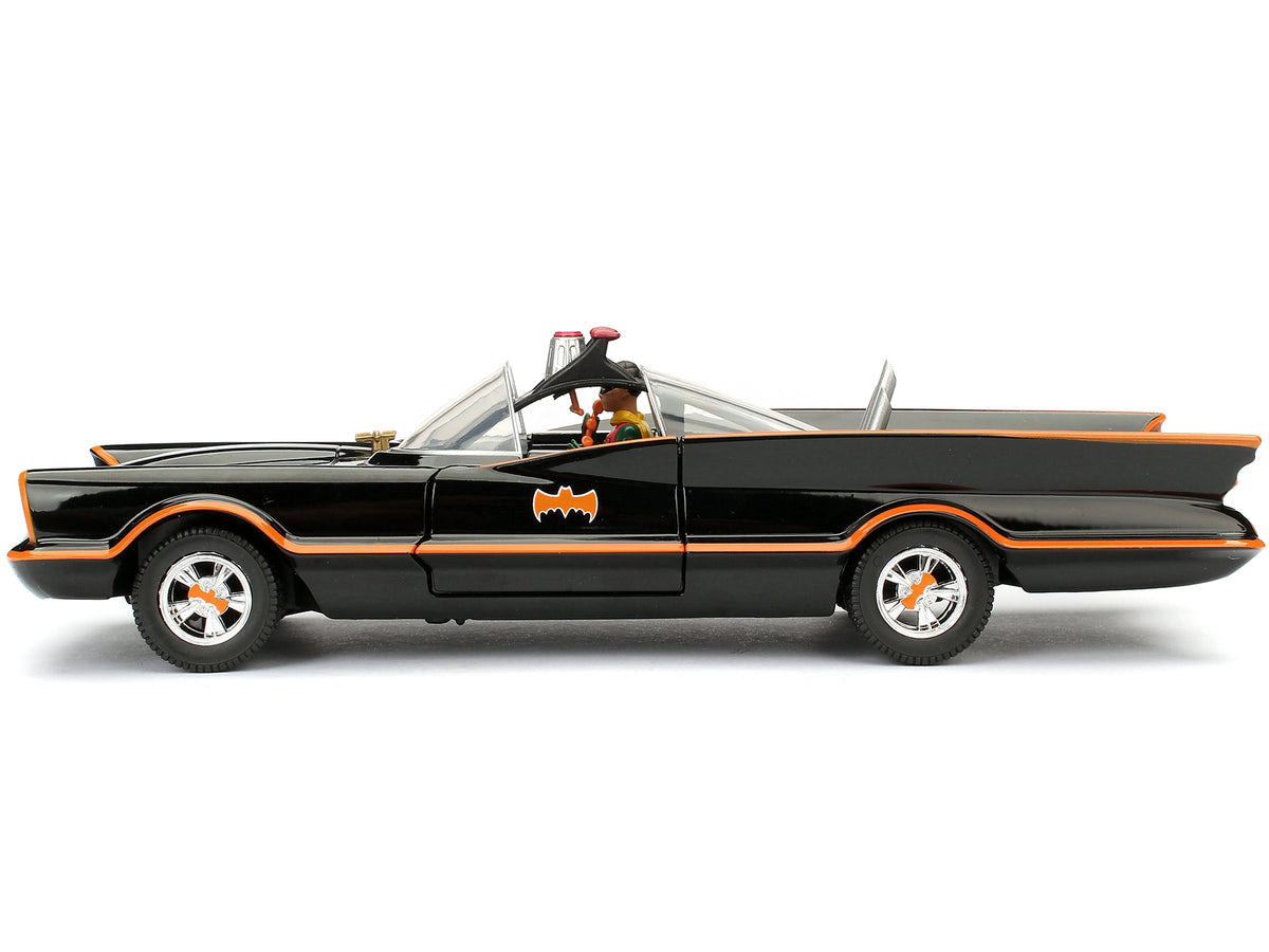 Jada 1/24 Classic Batmobile Build N' Collect Diecast Model Kit with Batman Figure