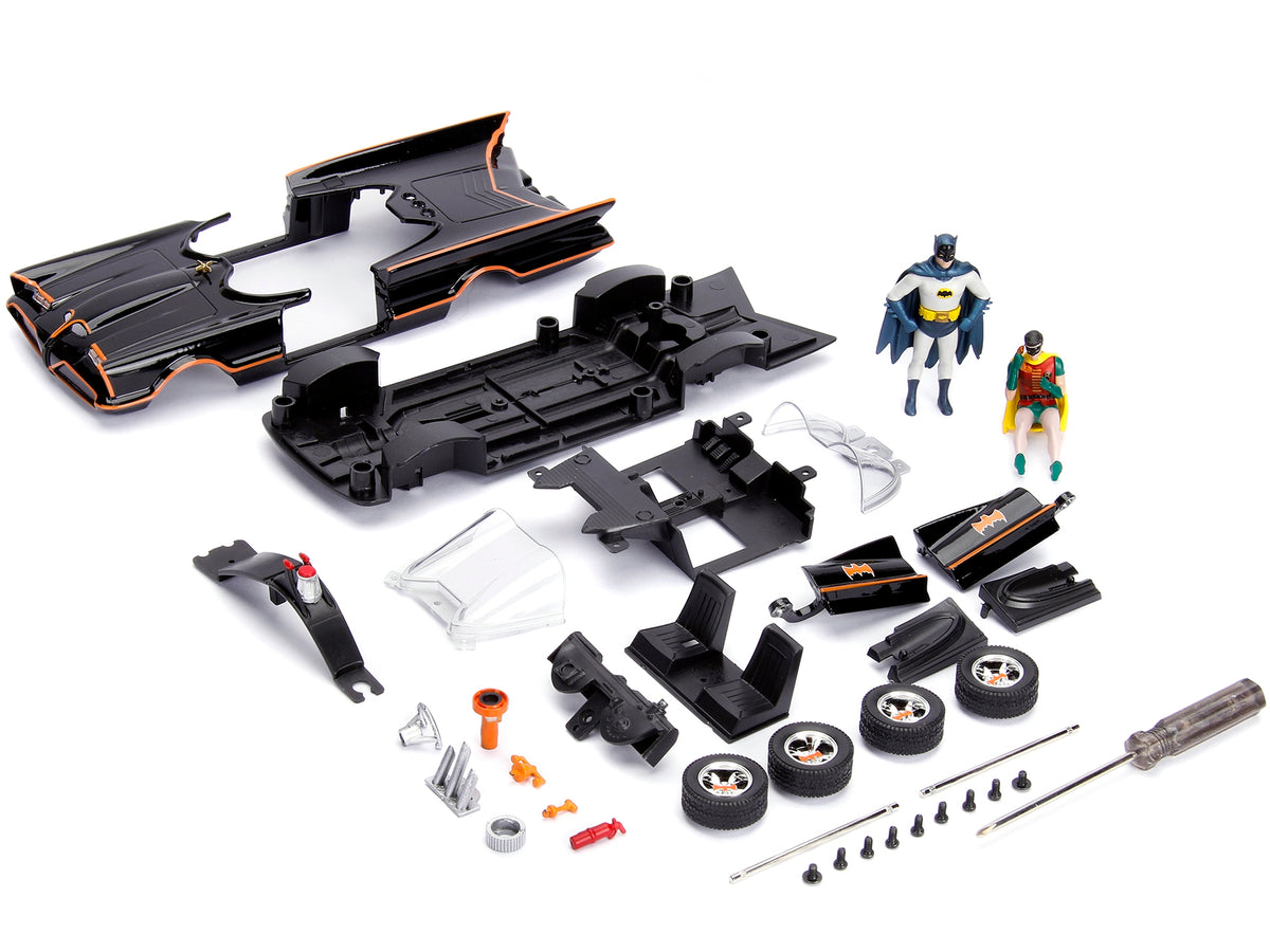 Jada 1/24 Classic Batmobile Build N' Collect Diecast Model Kit with Batman Figure