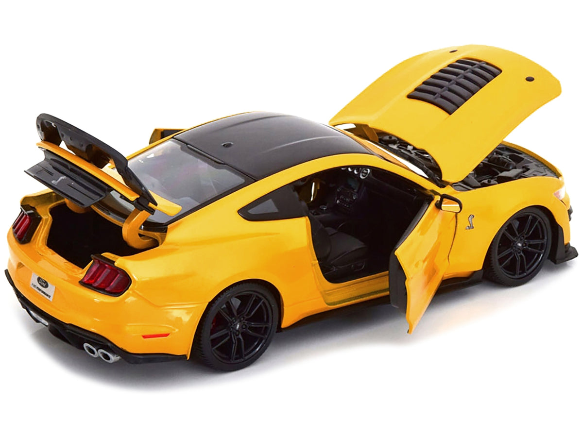 2020 Ford Mustang Shelby GT500 Yellow with Black Top Special Edition 1/18 Diecast Model