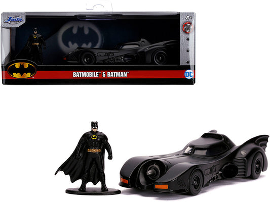 1989 Batmobile with Diecast Batman Figurine "Batman" (1989) Movie "DC Comics" "Hollywood Rides" Series 1/32