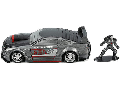 Jada 1:32 2006 Ford Mustang GT War Machine – Hollywood Rides Diecast Model