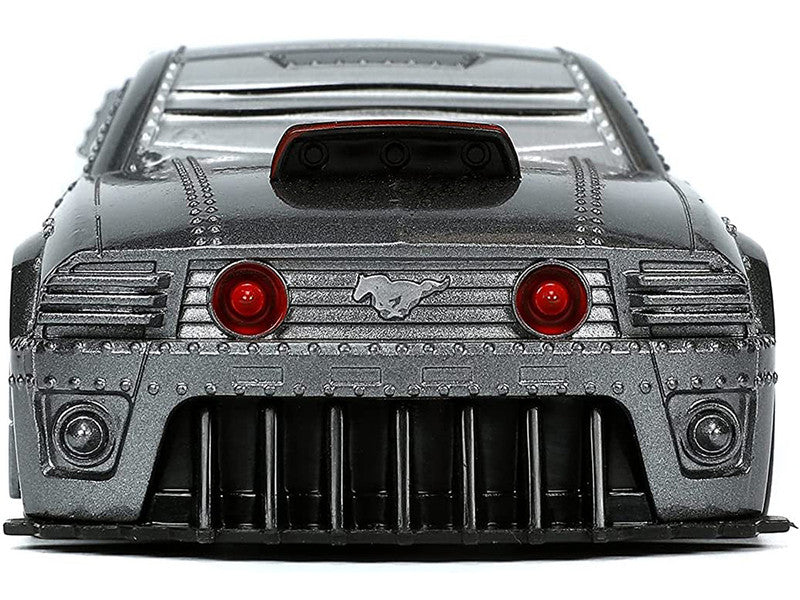 Jada 1:32 2006 Ford Mustang GT War Machine – Hollywood Rides Diecast Model