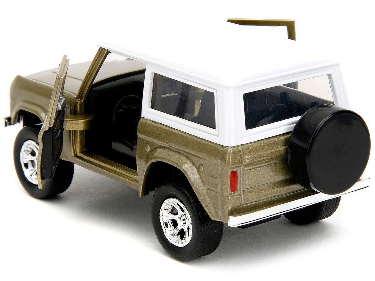 1973 Ford Bronco w/ Groot Figure – 1:32 Diecast Model | Jada Marvel Series