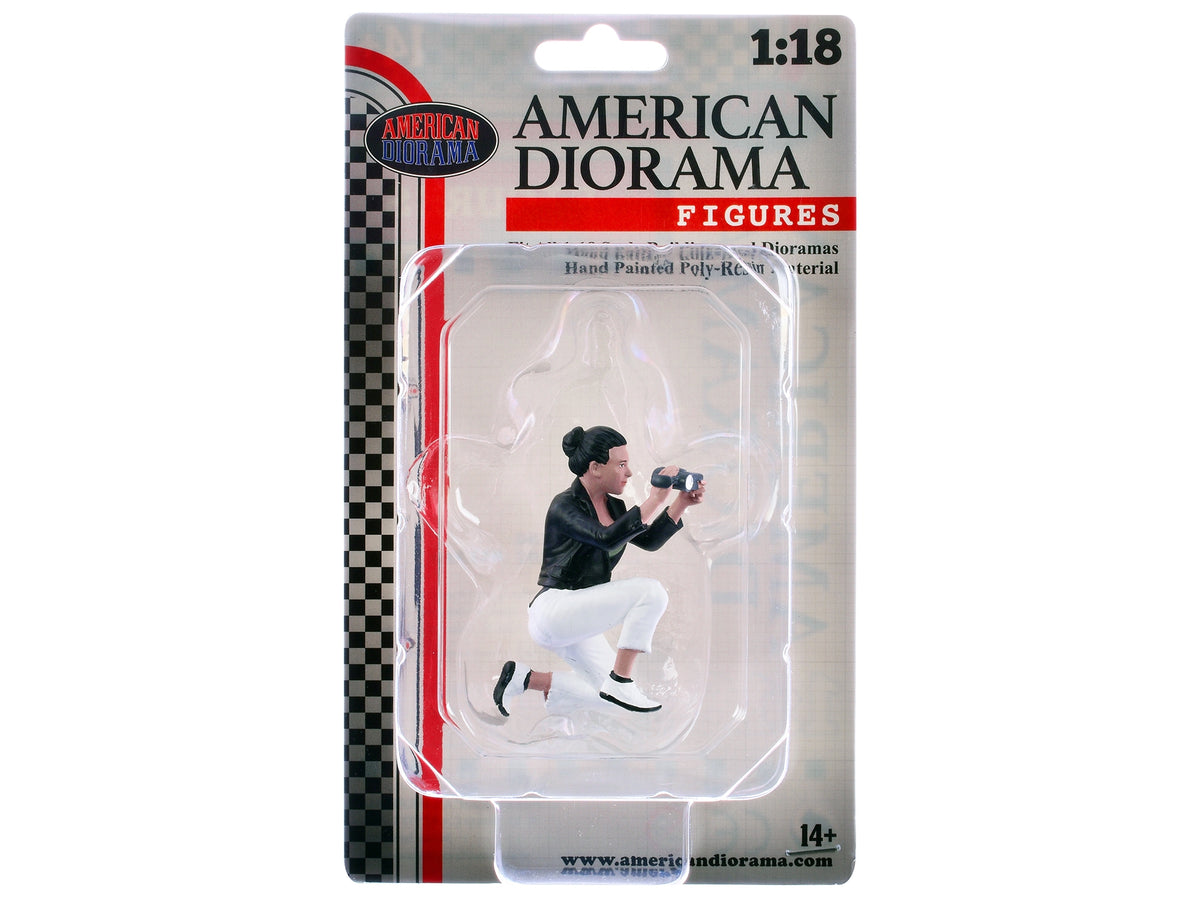"Photographers" Figure #5 for 1/18 Scale Models by American Diorama