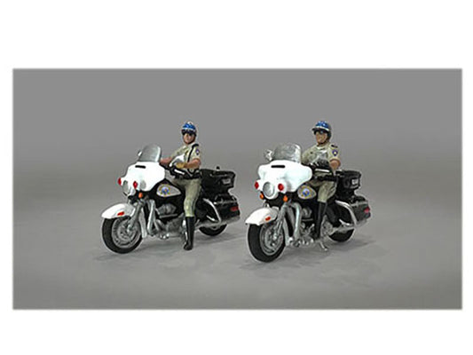 Highway Patrol" 4 piece Diecast Figure Set (2 Figures 2 Motorcycles) Limited Edition to 3600 pieces Worldwide for 1/64