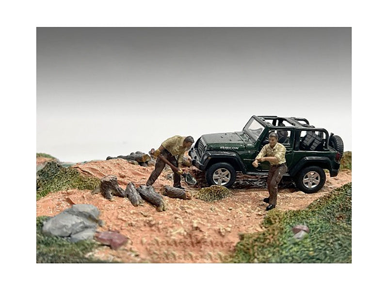 American Diorama 4X4 Mechanics 2-Piece Diecast Figure Set 2 for 1/43 Scale Models (AD43002)