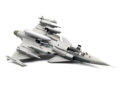 Saab JAS 39A Gripen Fighter Aircraft "131 F 7 Wing Cat's Paw Livery Satenas Air Base" (2006) Swedish Air Force 1/72 Diecast Model Airplane by Aviation 72