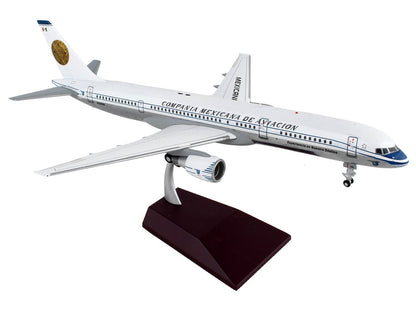 Boeing 757-200 Commercial Aircraft "Mexicana Retro Livery" (N380RM) White with Tail Graphics "Gemini 200" Series 1/200 Diecast Model Airplane by GeminiJets