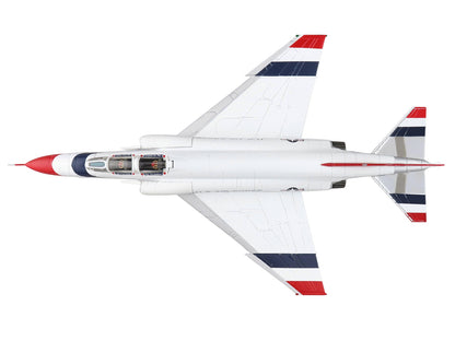 McDonnell Douglas F-4E Phantom II Fighter-Bomber Aircraft "Thunderbirds No.1 Plane 1973/74 Season" United States Air Force "Air Power Series" 1/72 Diecast Model by Hobby Master