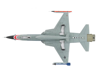 Northrop F-5N Tiger II Aircraft "Red 117 761533 Adversary Fighter VFC-111 Sundowners" (2017) United States Navy "Air Power Series" 1/72 Diecast Model by Hobby Master