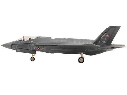 Lockheed Martin F-35A Lightning II Aircraft "Eskadrille 727 Skrydstrup Air Base" (L-007) Royal Danish Air Force 1/200 Diecast Model by Herpa