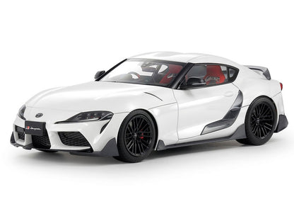 Model Kit Toyota GR Supra Custom 1/24 Scale Model by Tamiya