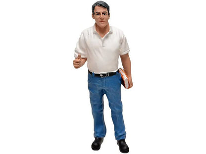 Mechanic Manager Tim Figure For 1:24 Scale Models by American Diorama