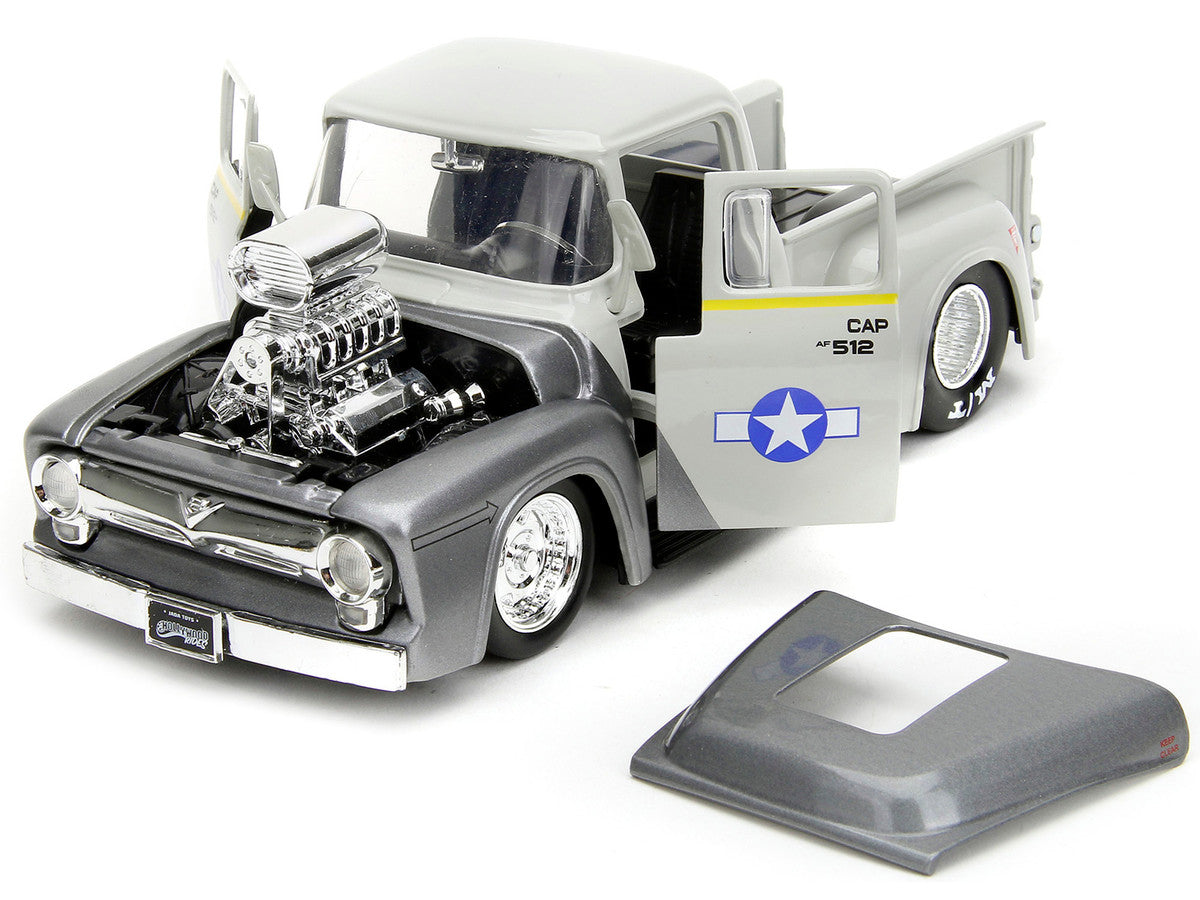 Jada 1956 Ford F-100 Pickup with Guile Figure - Street Fighter Hollywood Rides 1/24 Diecast Model