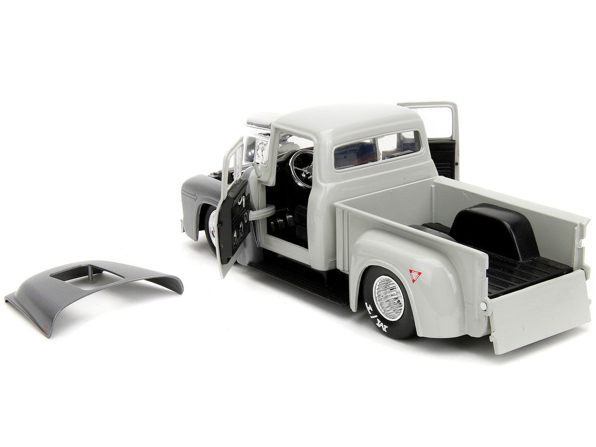 Jada 1956 Ford F-100 Pickup with Guile Figure - Street Fighter Hollywood Rides 1/24 Diecast Model